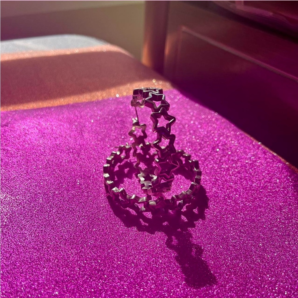 Souvenir Jewelry Large Star Chain Hoops